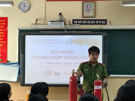CBGV-CNV  trường TH Thạnh Mỹ Tây tập huấn phòng cháy chữa cháy năm học 2017-2018